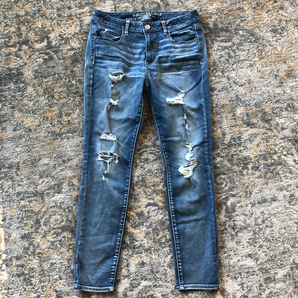 American Eagle ripped jeggings